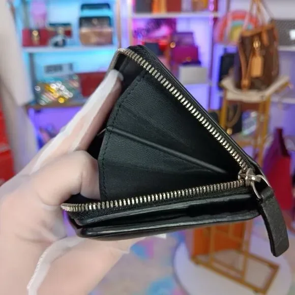 Balenciaga Black White Logo Leather Compact Wallet Women’s Men’s - Picture 8 of 10